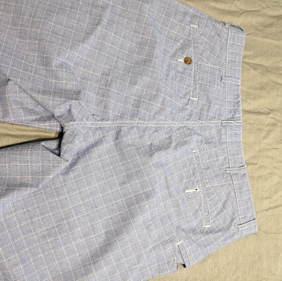 Cremieux light blue and white plaid check short 32 - Picture 2 of 3